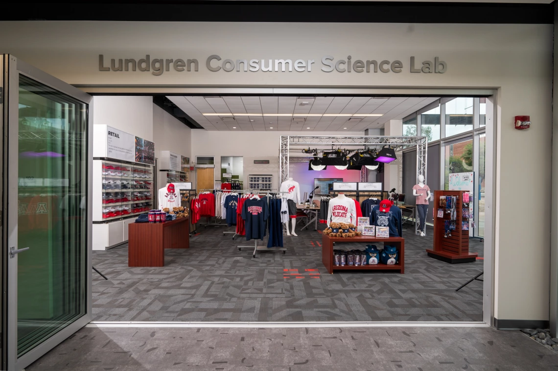 Digital Twin of the Lundgren Science Retail Lab
